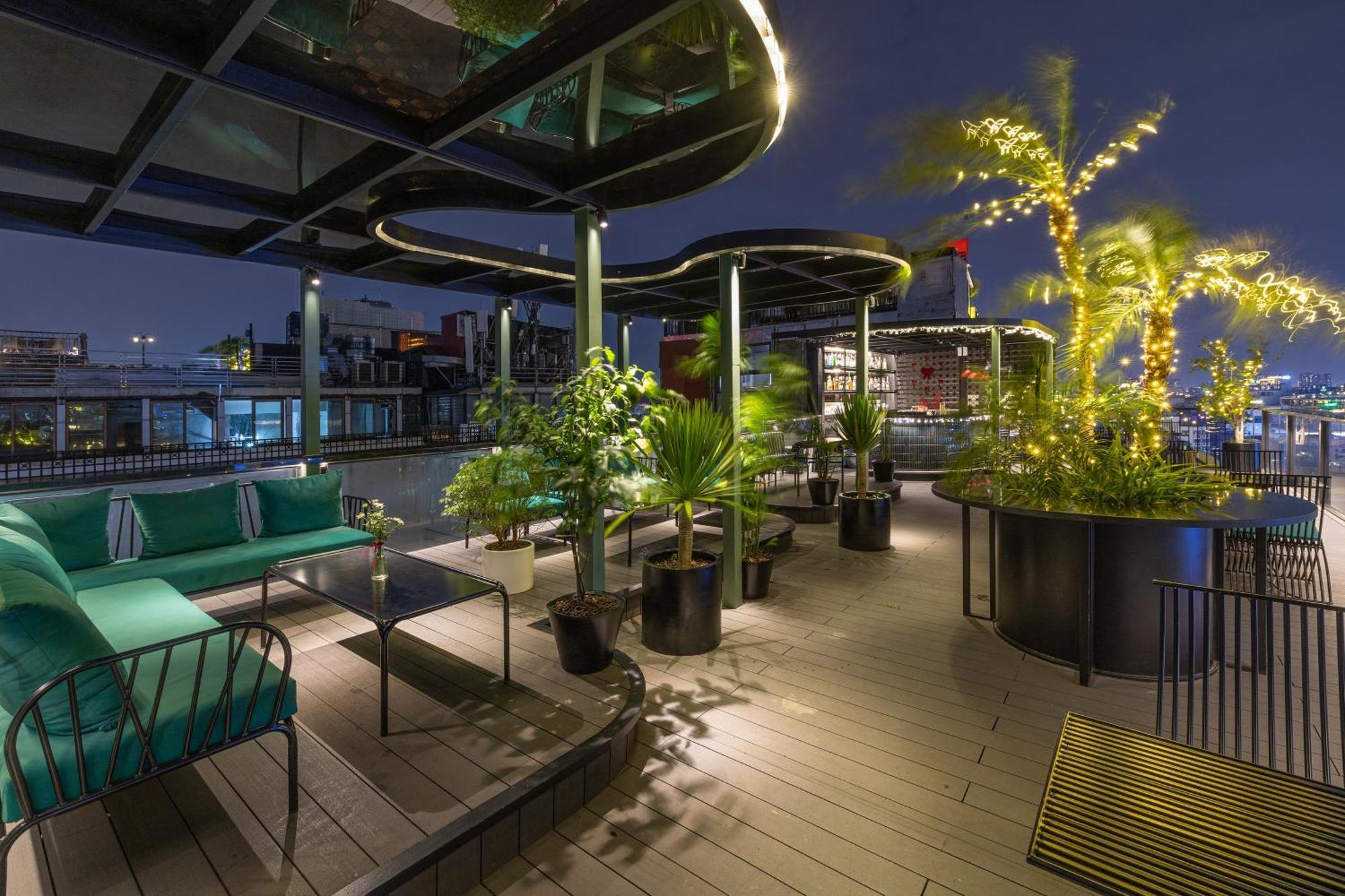 Golden Lotus Luxury Hotel Ханой Екстериор снимка